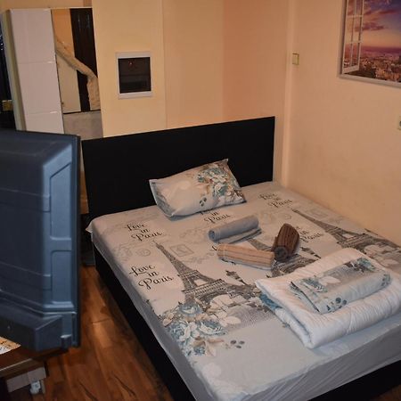 Apartman Beograd Centar 1 Buitenkant foto